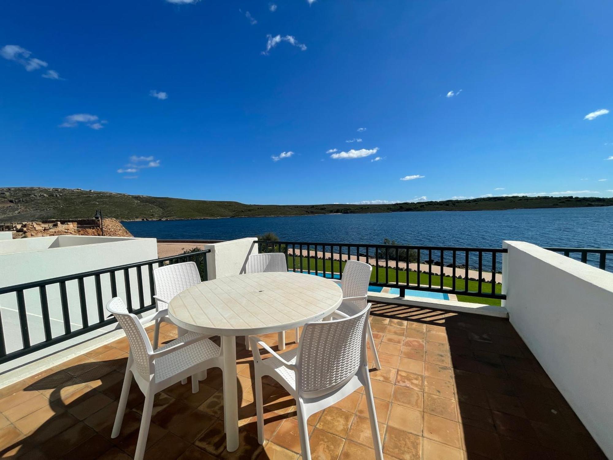 Es Castell 2 4 By Som Menorca Apartamento Fornells  Exterior foto